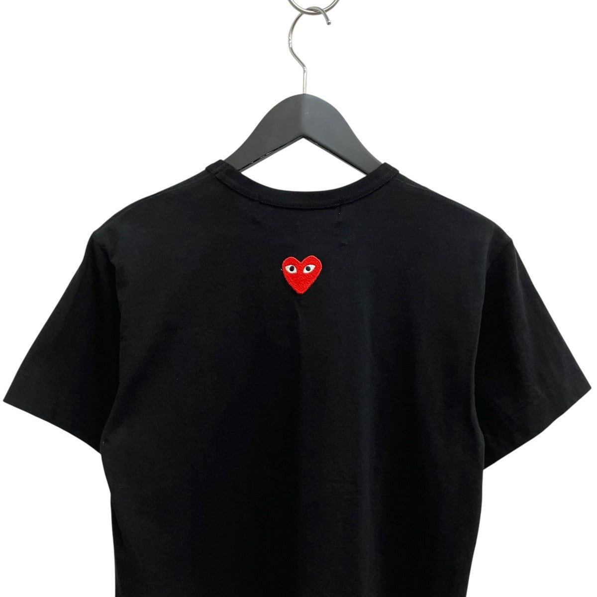 T-Shirt With Red Emblem On The Back半袖TシャツAX-T340
