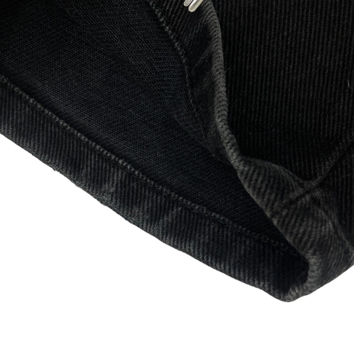 本人期デニムパンツ