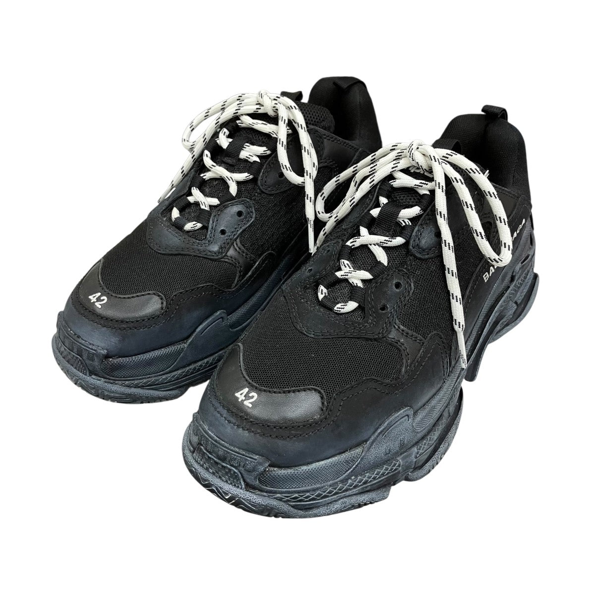 TRIPLE S BLACKスニーカー534162