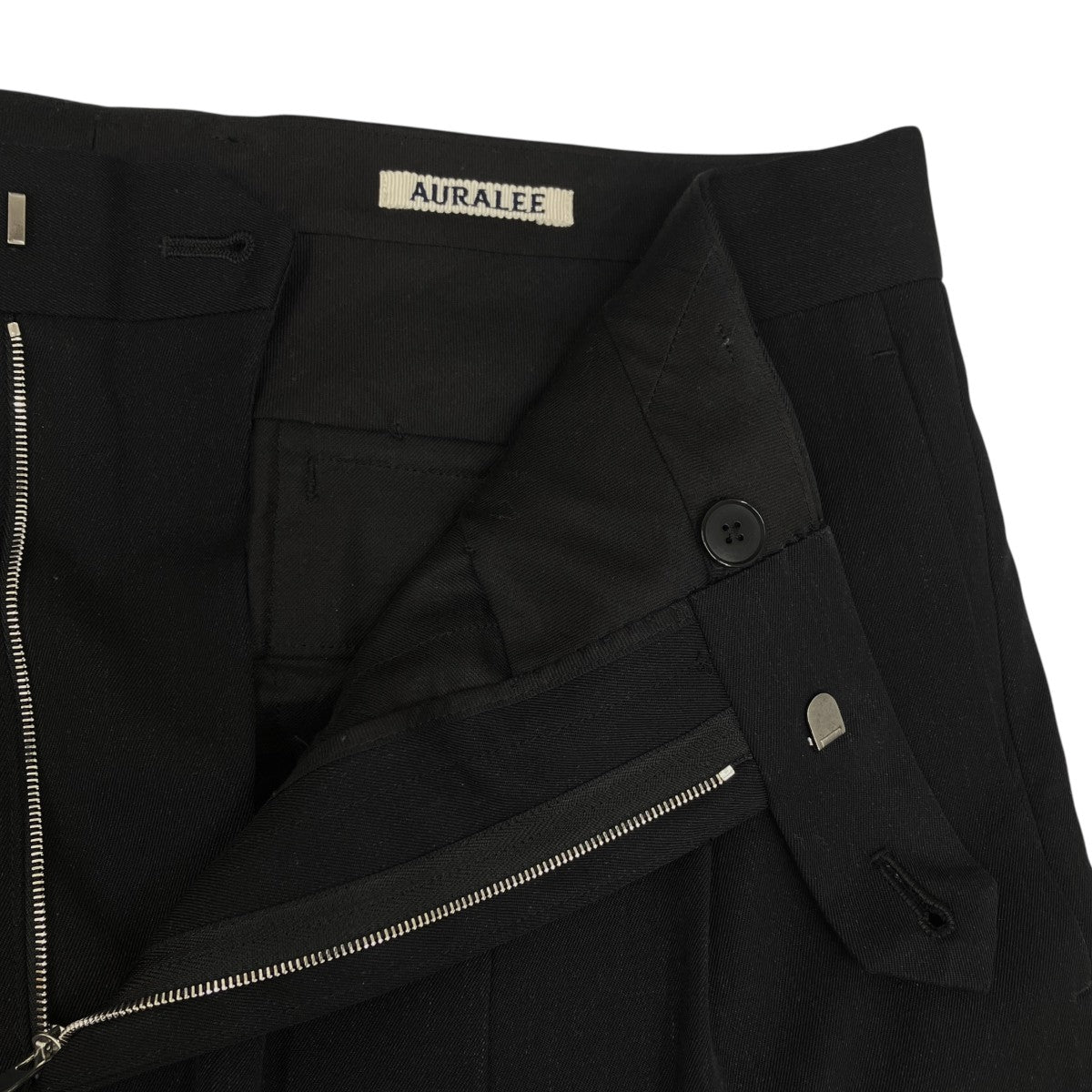 26SSLIGHT WOOL MAX GABARDINE SHORTSパンツA26SP05MG
