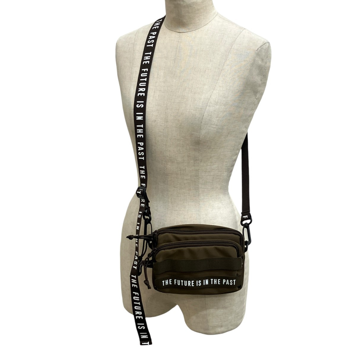 MILITARY POUCH MINI バッグ HM31GD075