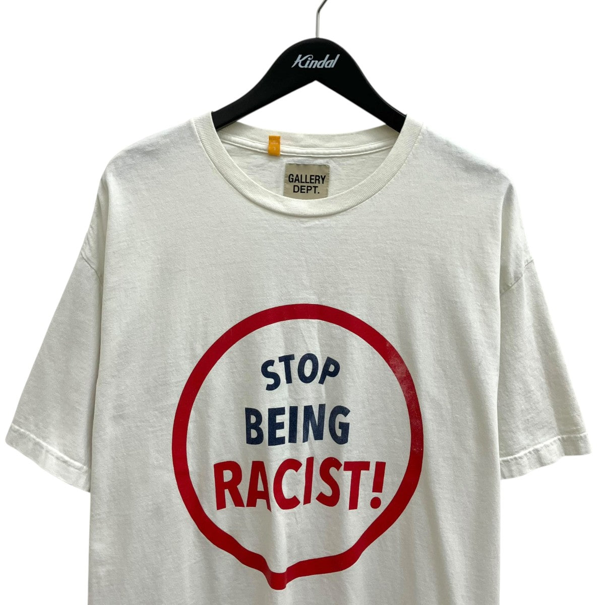 STOP BEING RACIST!半袖Tシャツ21071597002210