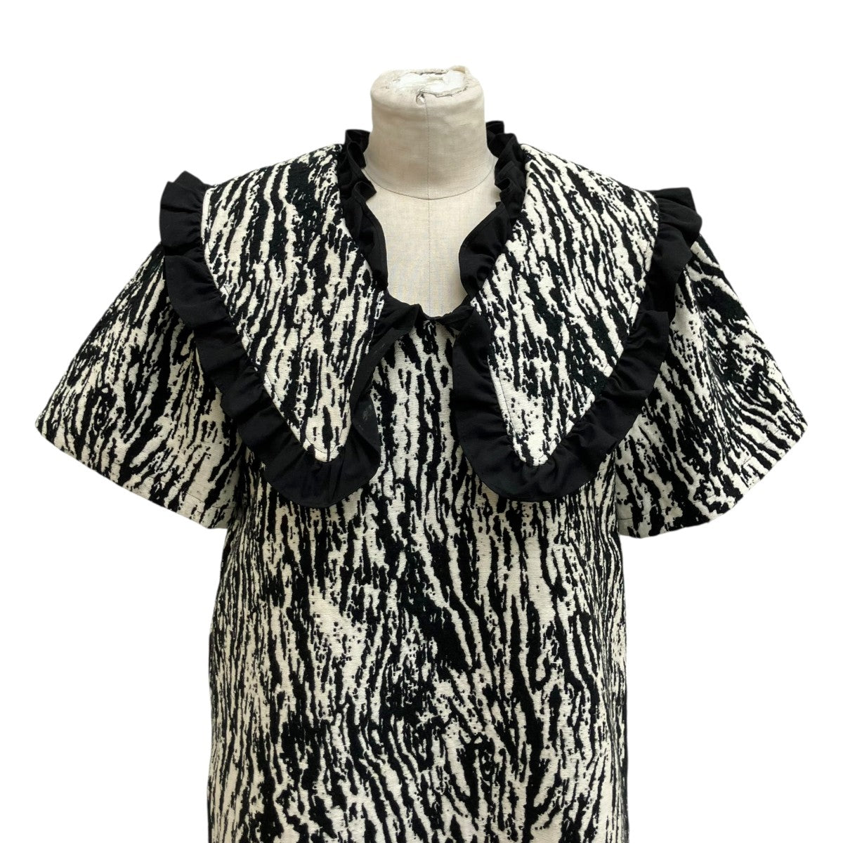 Giana Jacquard Mini Dress半袖ワンピース39GH00DRG791BNW