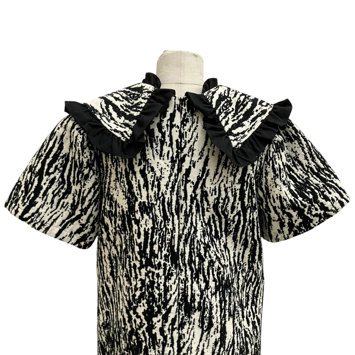 Giana Jacquard Mini Dress半袖ワンピース39GH00DRG791BNW
