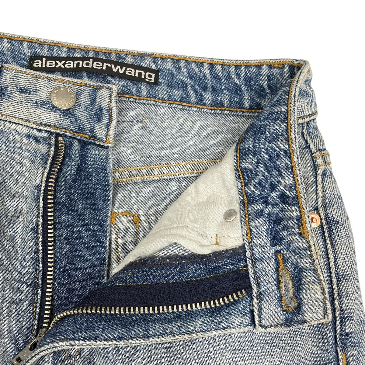 Fly High-Rise Stacked Jeanデニムパンツ4DC4234160