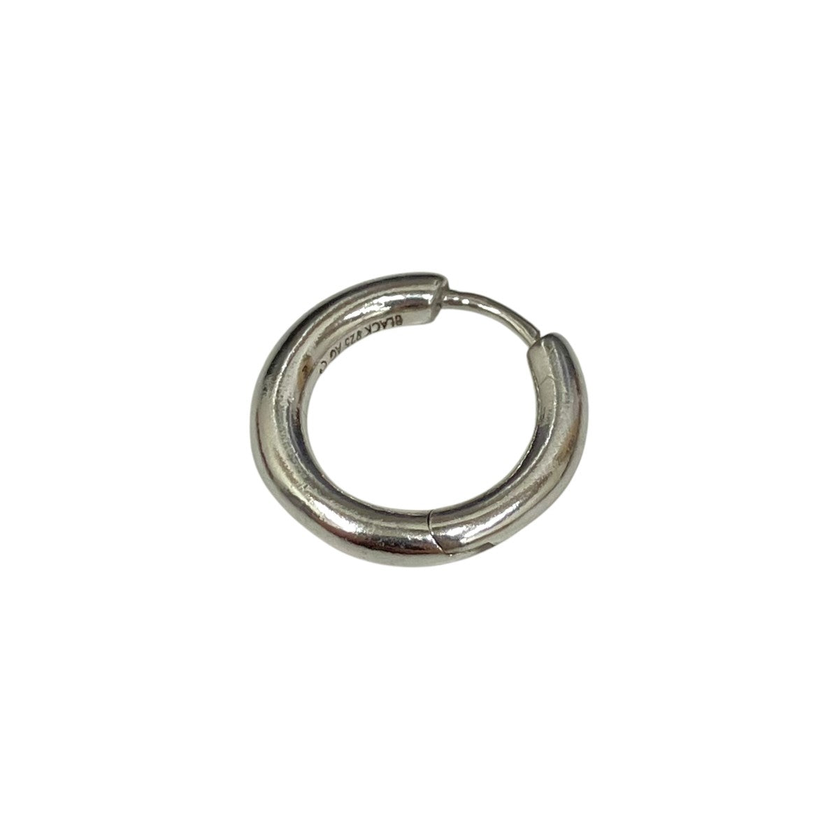 ピアス