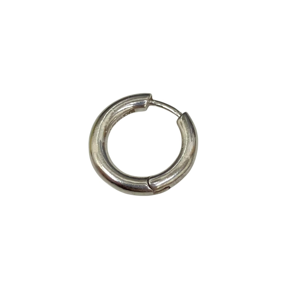 ピアス