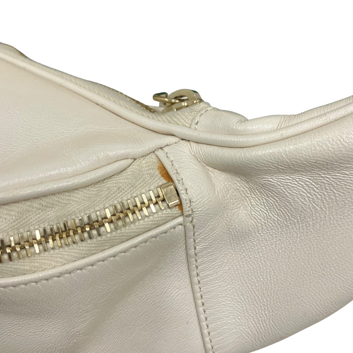 クリスタルバックルレザーウエストBAG