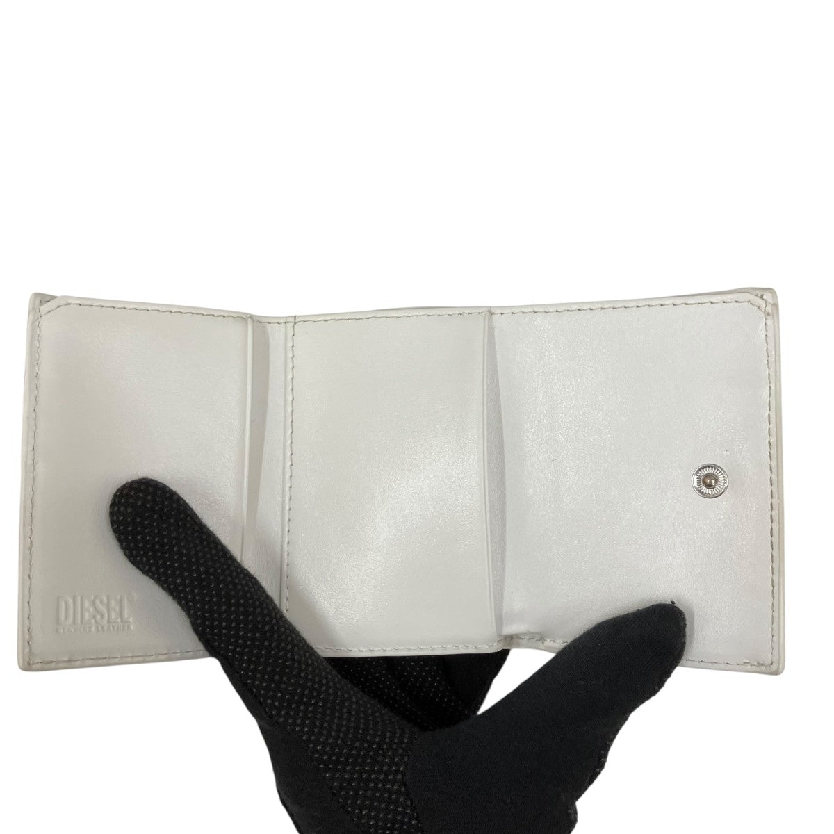 DIESEL(ディーゼル) Tri-fold wallet in leather3つ折り財布X09887