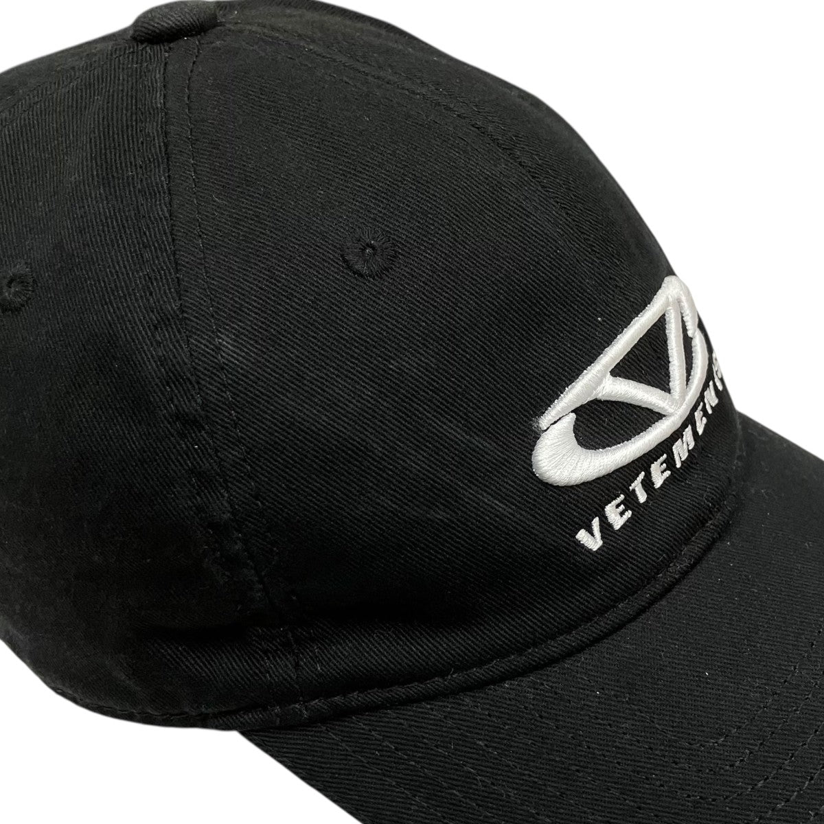 vetements ヴェトモン　キャップ VETEMENTS(ヴェトモン) OVAL LOGO CAPキャップ ブラック｜【公式