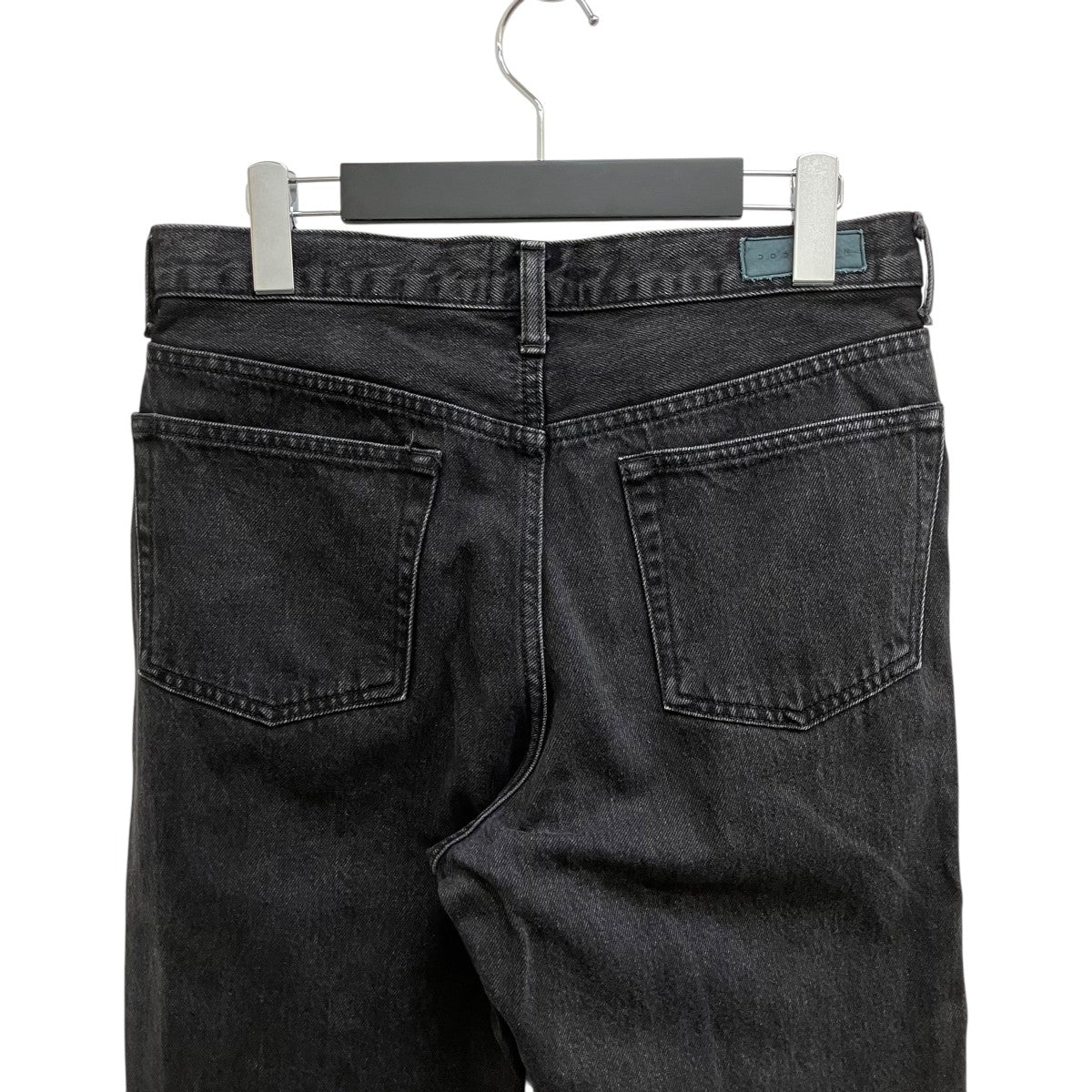 デニムパンツ