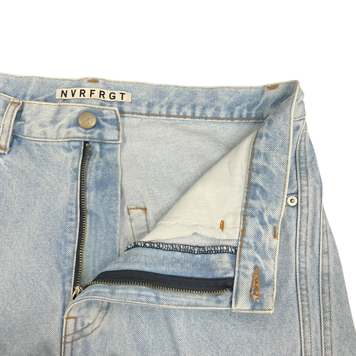 3D Twisted JeansデニムパンツNF231P01C