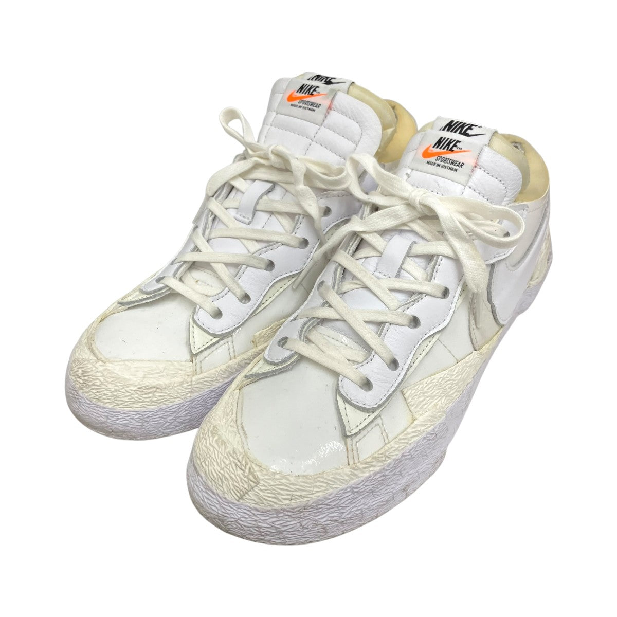 Blazer Low ”White Patent Leather”スニーカーDM6443-100