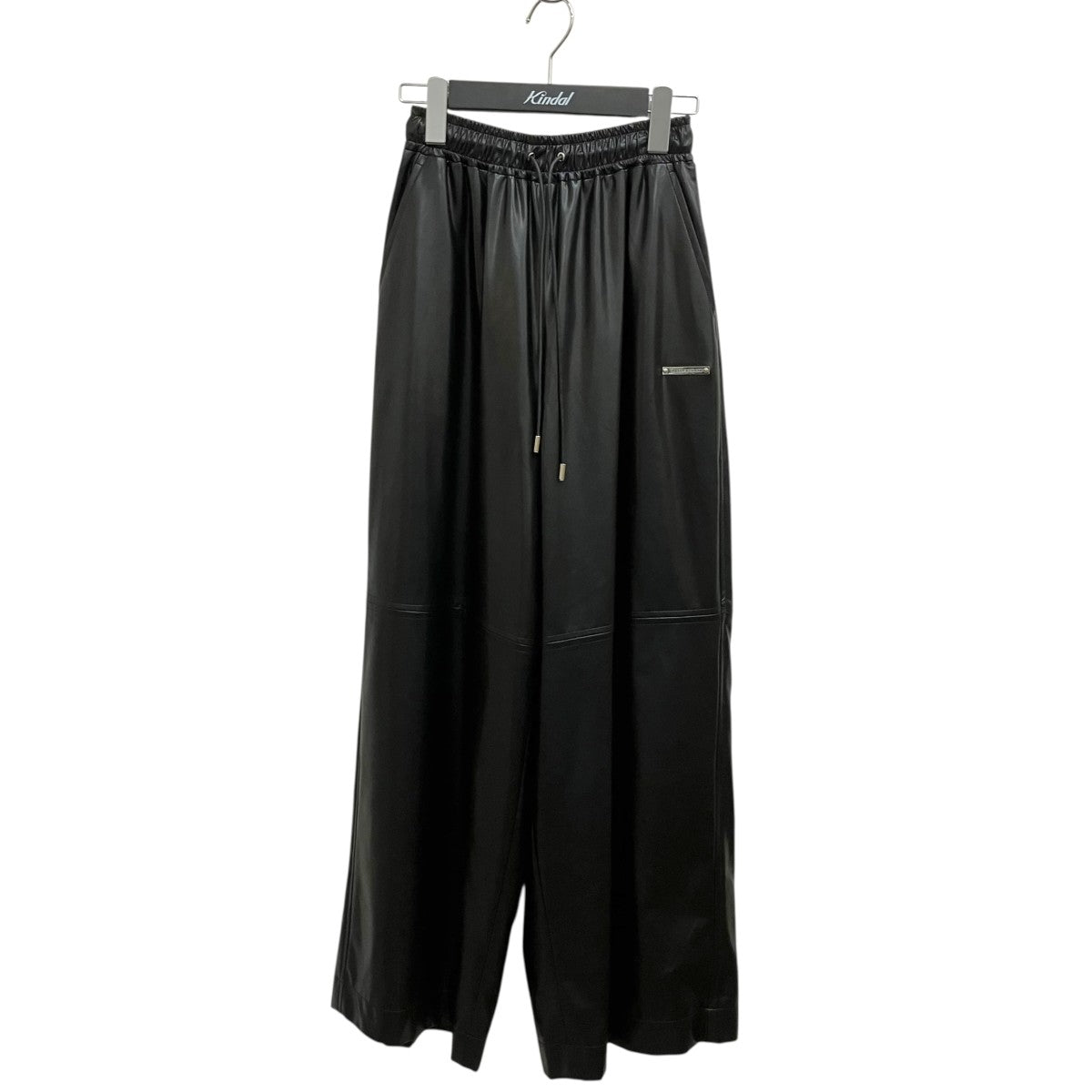 23AWSynthetic Leather Voluminous Wide Pantsフェイクレザーパンツ31232465204