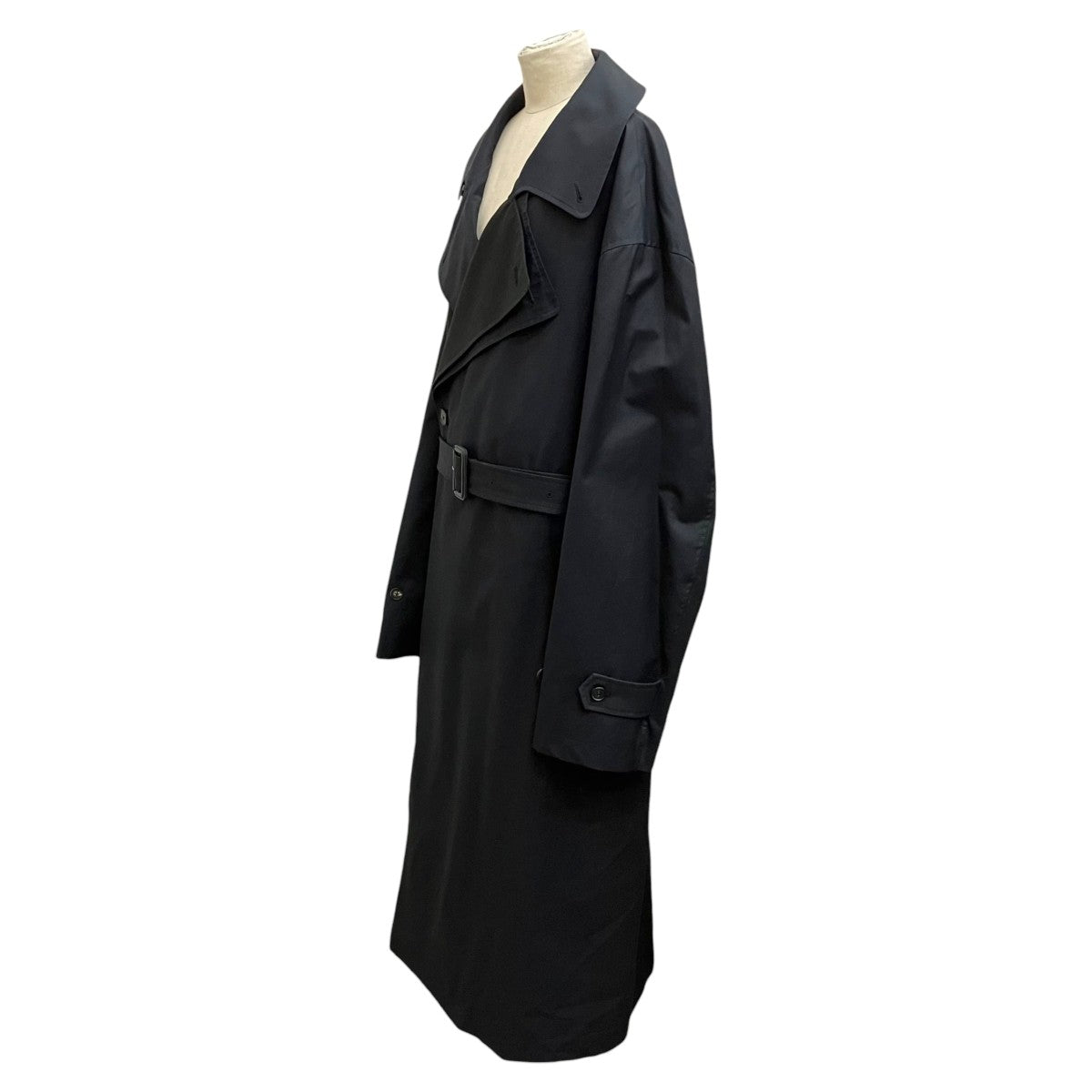 DOUBLE LAPELED DOUBLE BREASTED COATトレンチコートST.483