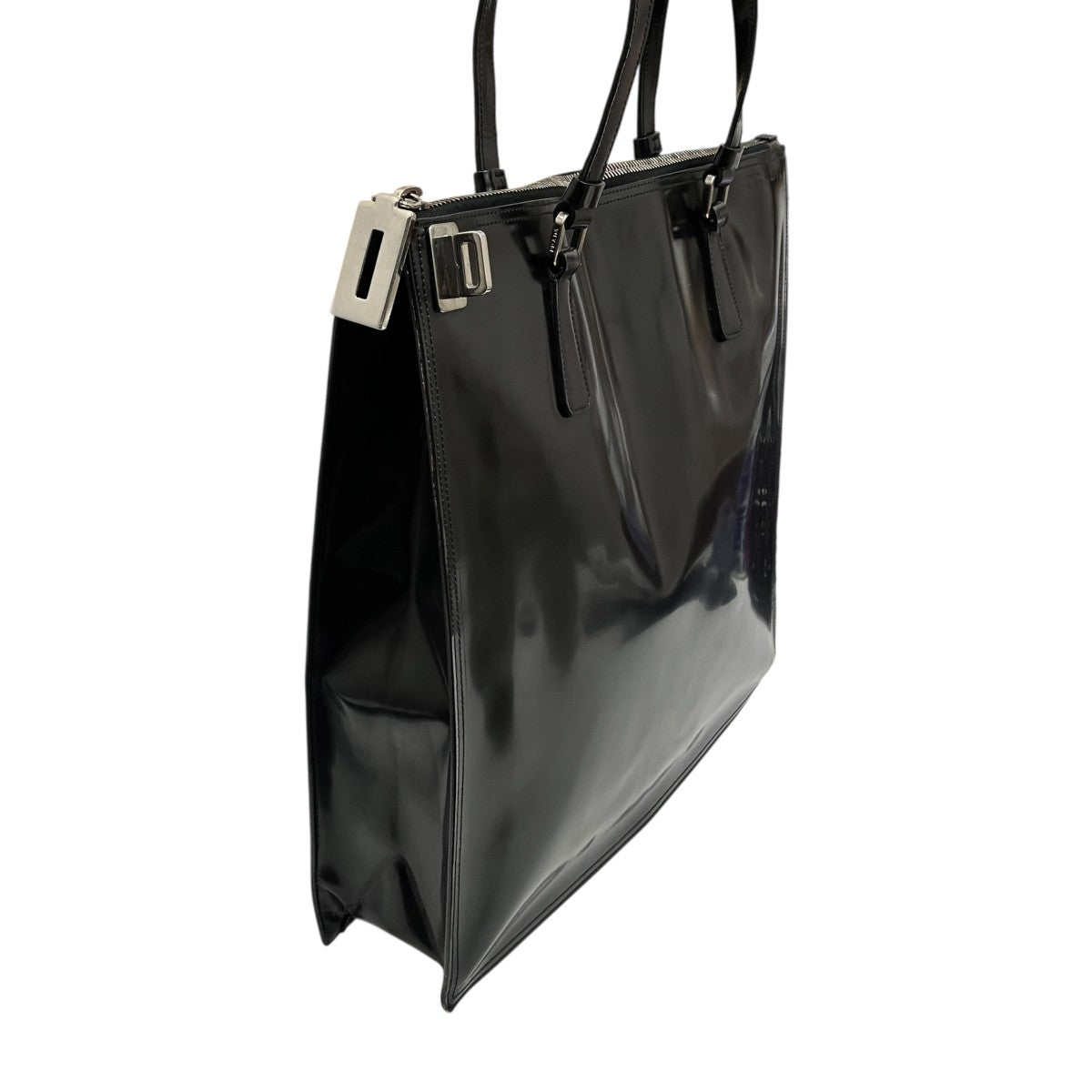LOGO EMBOSSED TURN LOCK TOTEBAGトートバッグ