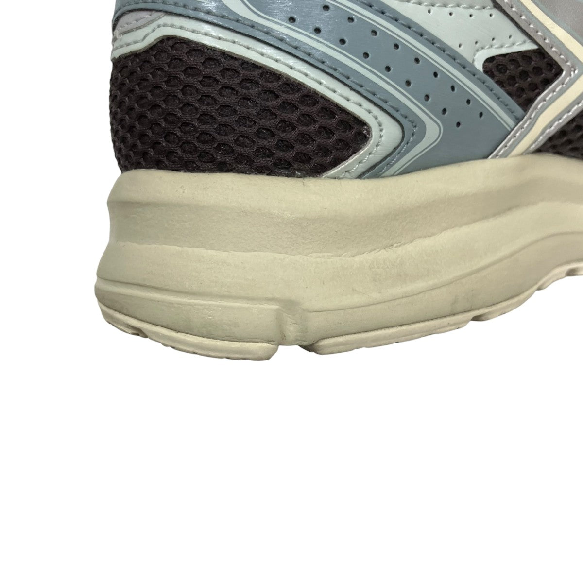 JOG 100S ”Espressoスニーカー1203A848
