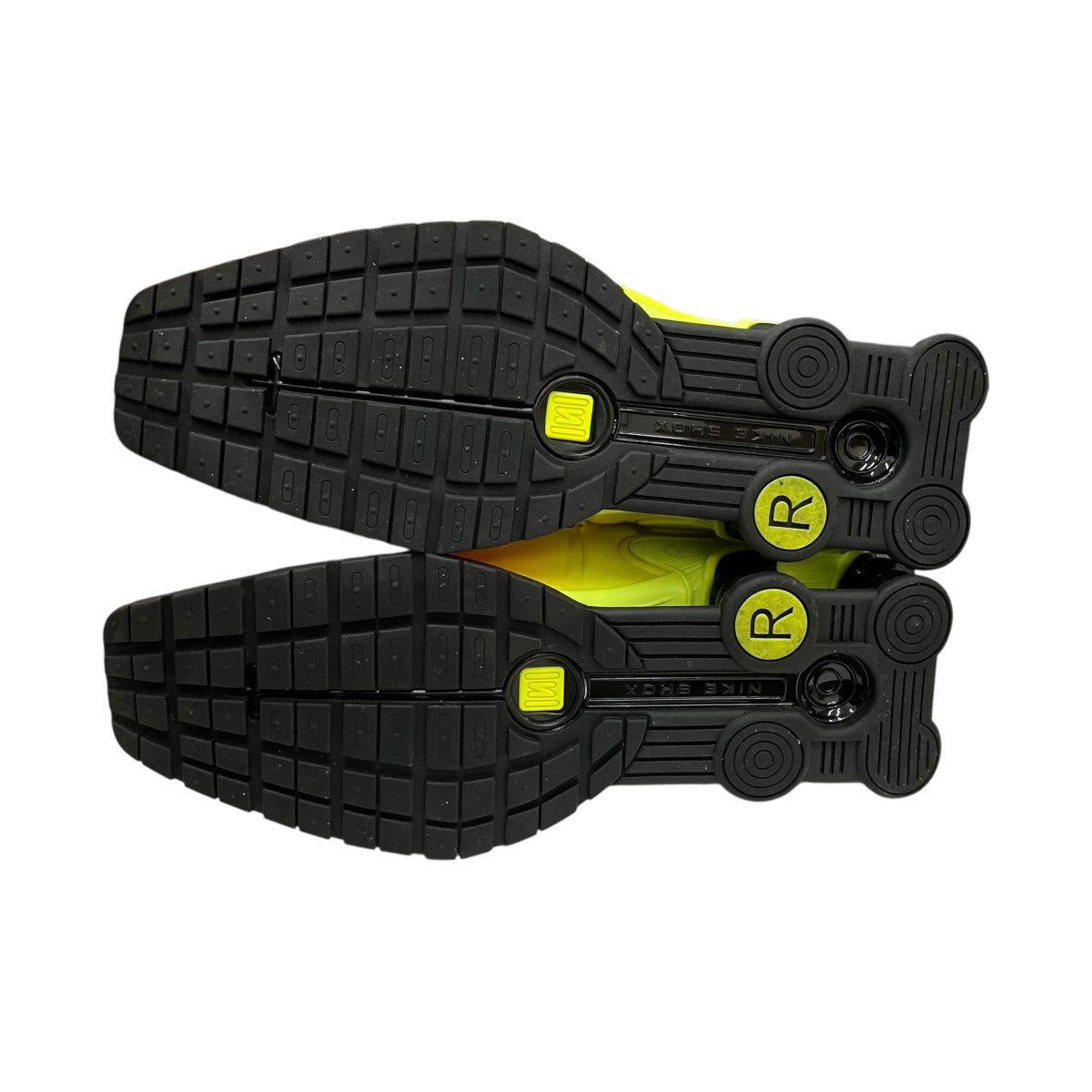 Shox MR4 ”Safety Orange”スニーカーDQ2401-800