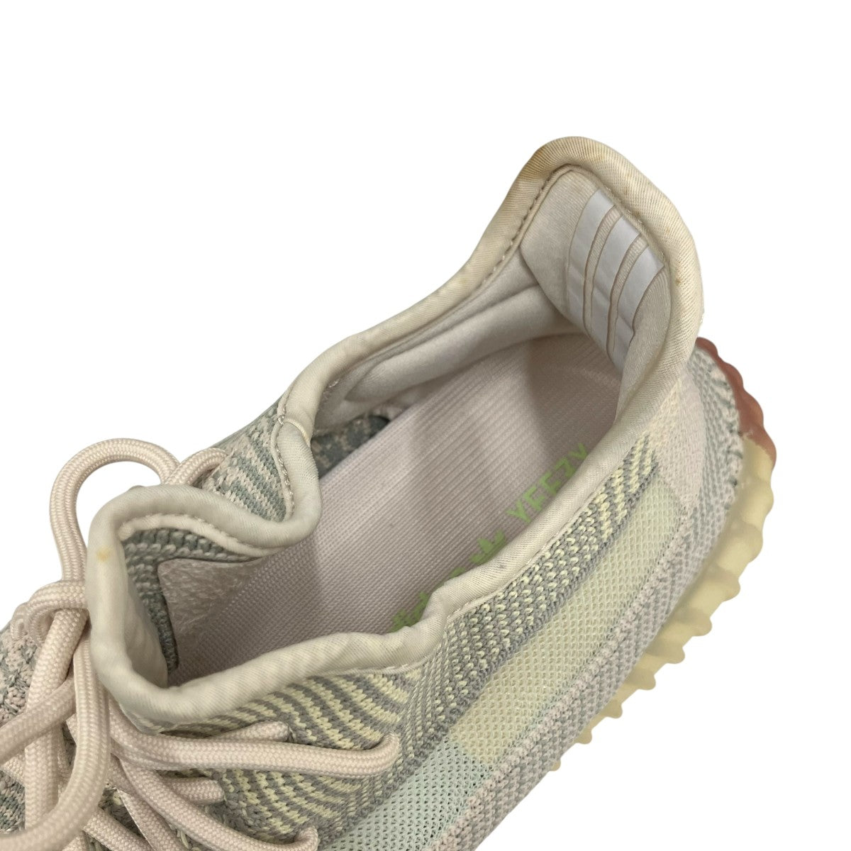 YEEZY BOOST 350 V2スニーカー123524672