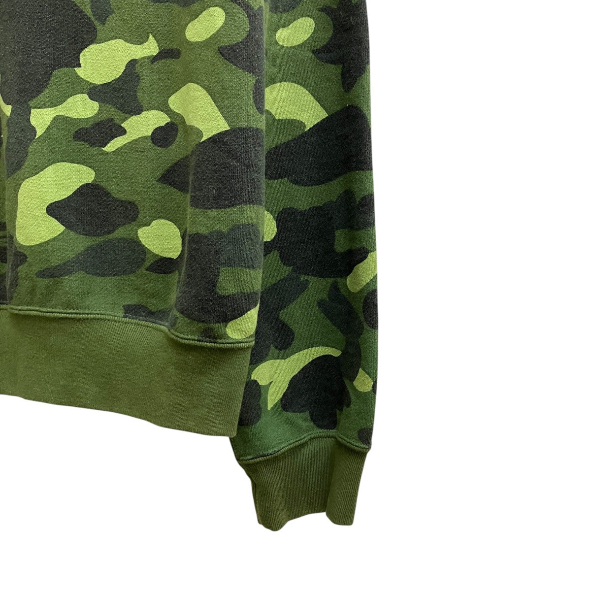 A BATHING APEラインストーン パーカー緑カモ A BATHING APE(アベイシングエイプ) BAPEロゴ ラインストーンジップ