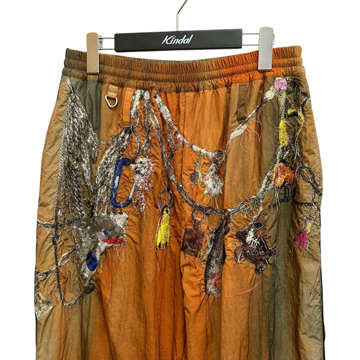 26SSEMBROIDERED CHAIN TRACK PANTSEMBROIDERED CHAIN TRACK PANTSナイロンパンツ26SS22PT354