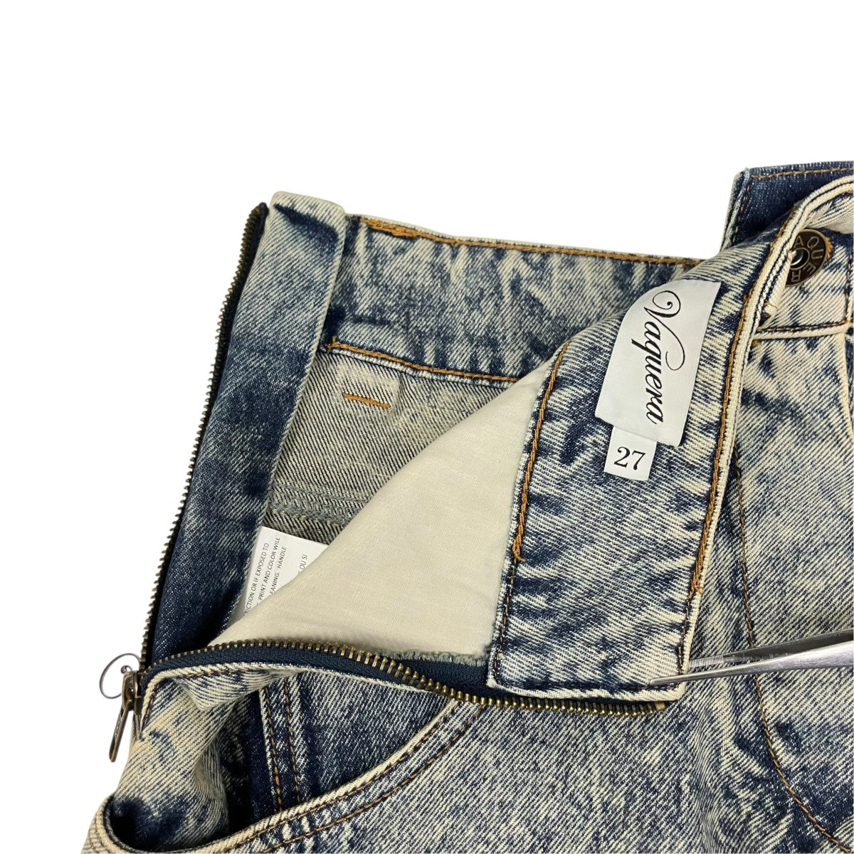 WOMEN BACKWARDS JEANSデニムパンツVAQ11P007