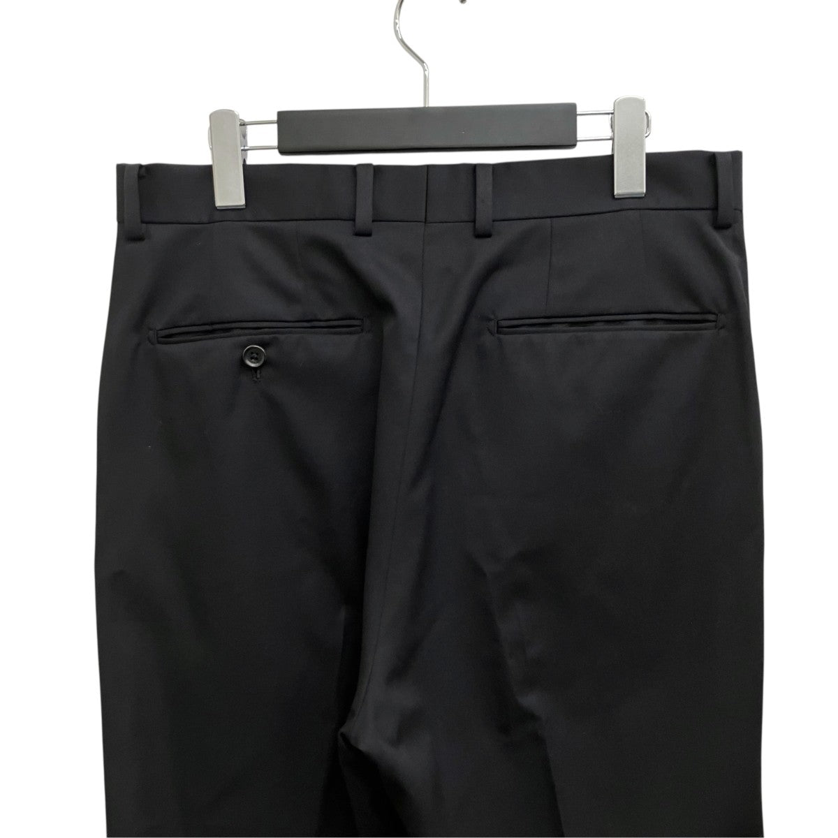タックパンツ