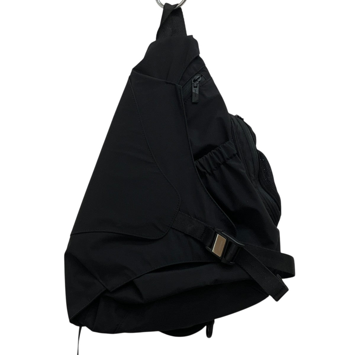 Badin Sling Bag Product． 1ショルダーバッグ