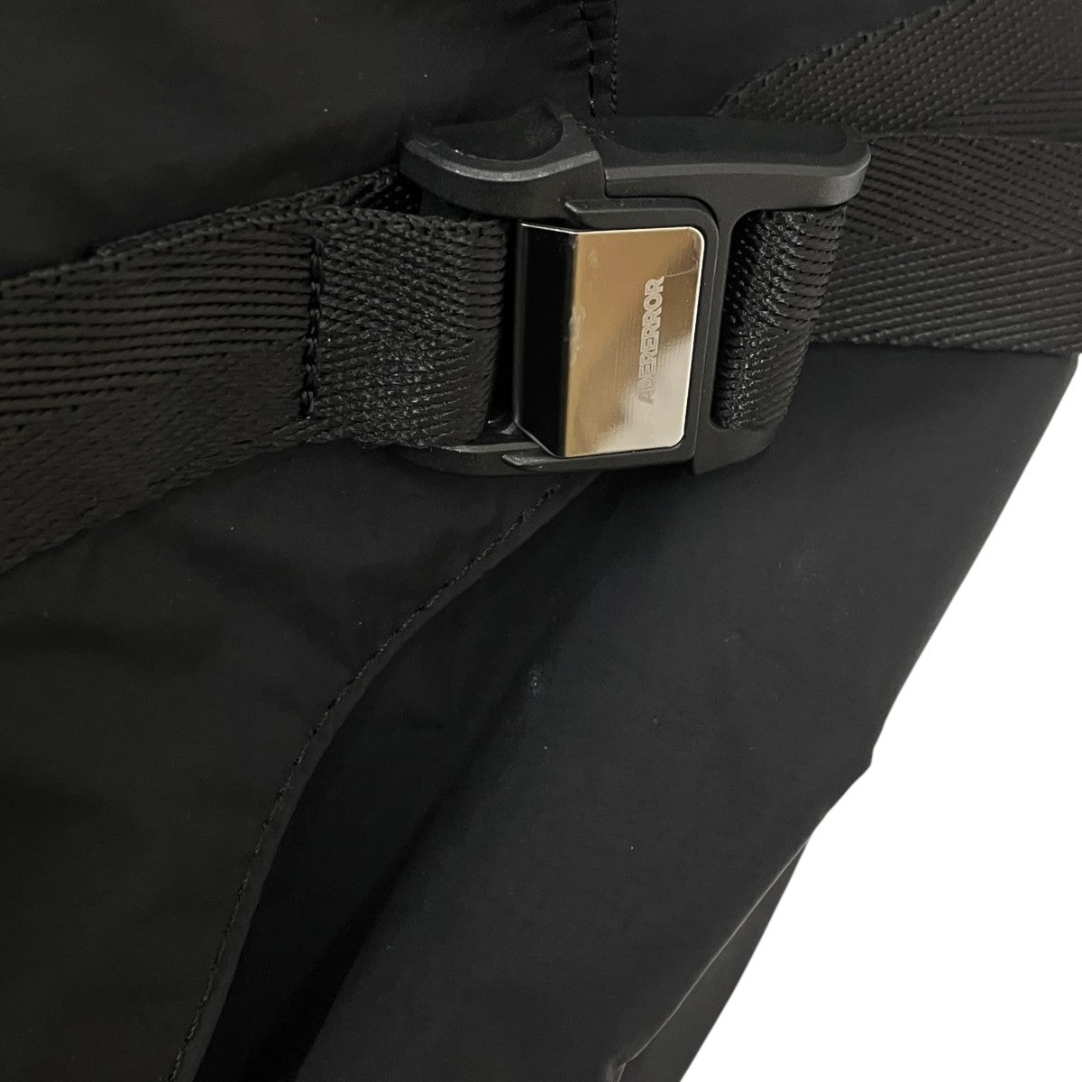 Badin Sling Bag Product． 1ショルダーバッグ