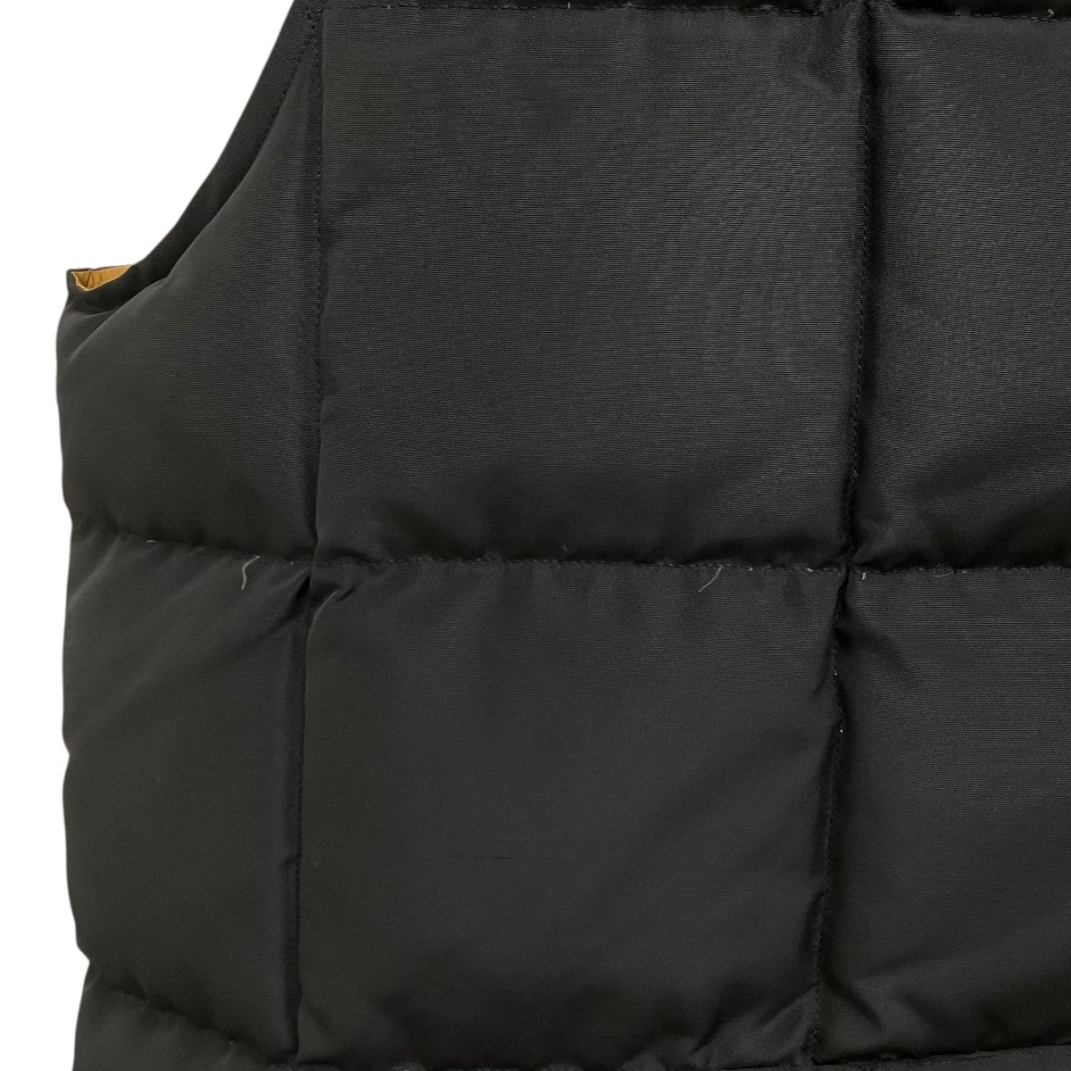 Black Tag Collection Downlight Canadian Vest EB0102-M1005