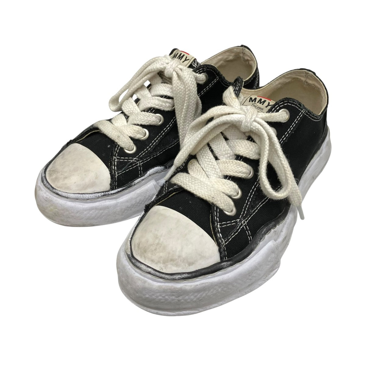 スニーカーA01FW702