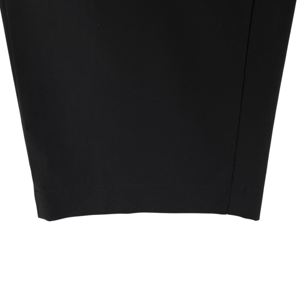 One Tuck Tapered Light PantsナイロンパンツGL75181