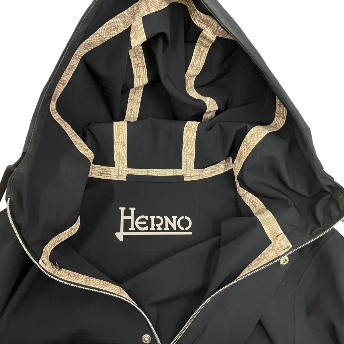 HERNO モノグラムテープ エッセンス ジャケット GI000279U 古着・中古-8枚目のアイテム画像