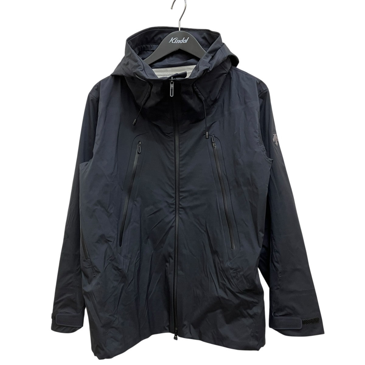 Descente ALLTERRAIN HARD SHELL JACKET CREAS ／DAMXGK30X 古着・中古-1枚目のアイテム画像