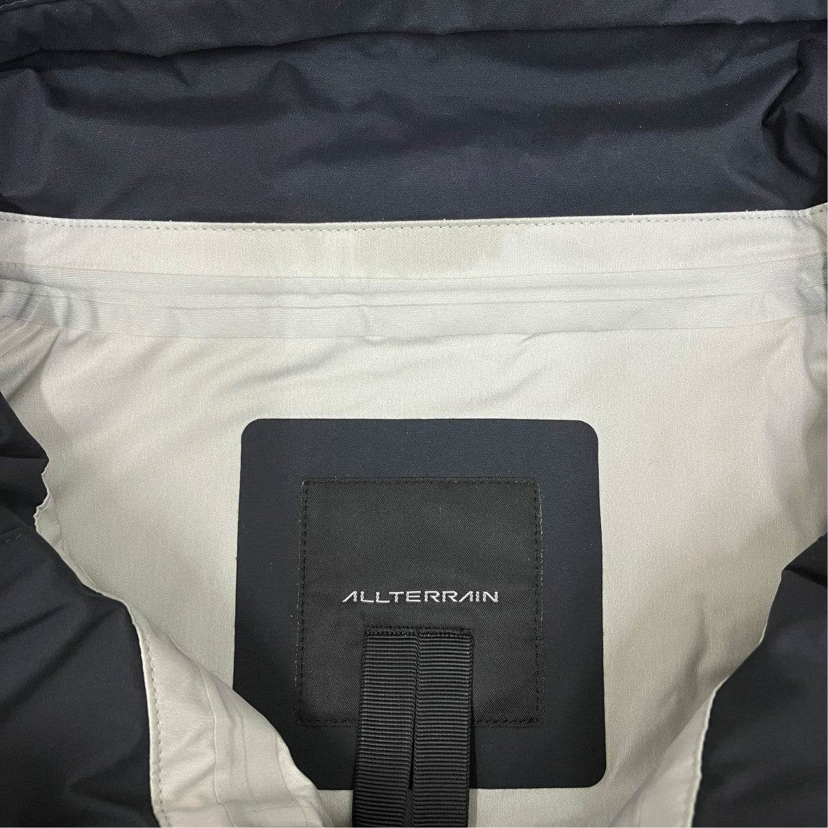 Descente ALLTERRAIN HARD SHELL JACKET CREAS ／DAMXGK30X 古着・中古-6枚目のアイテム画像