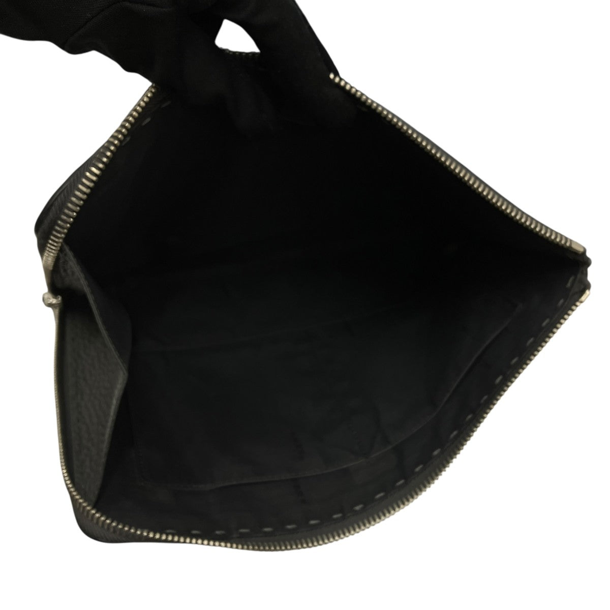 FENDI(フェンディ) クラッチバッグ7M0225 7M0225 179-8242 ライト