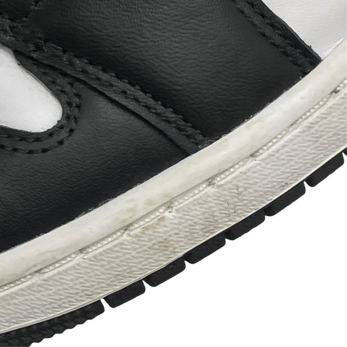 NIKE AIR JORDAN 1 MIDハイカットスニーカーFB9911-001 古着・中古-9枚目のアイテム画像