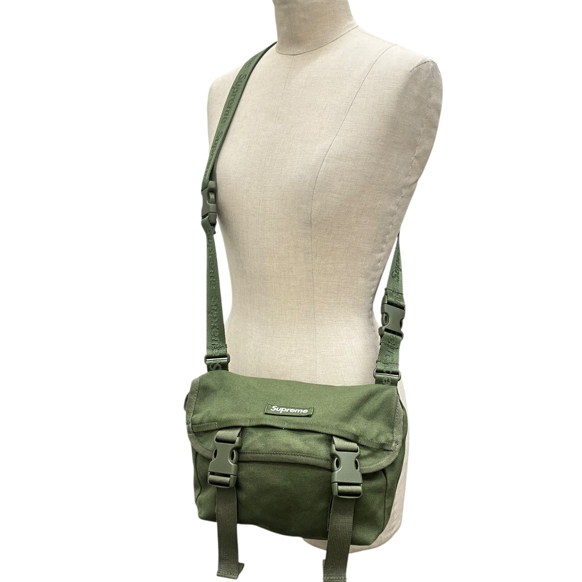 Supreme(シュプリーム) 25SSMini Messenger Bagショルダーバッグ
