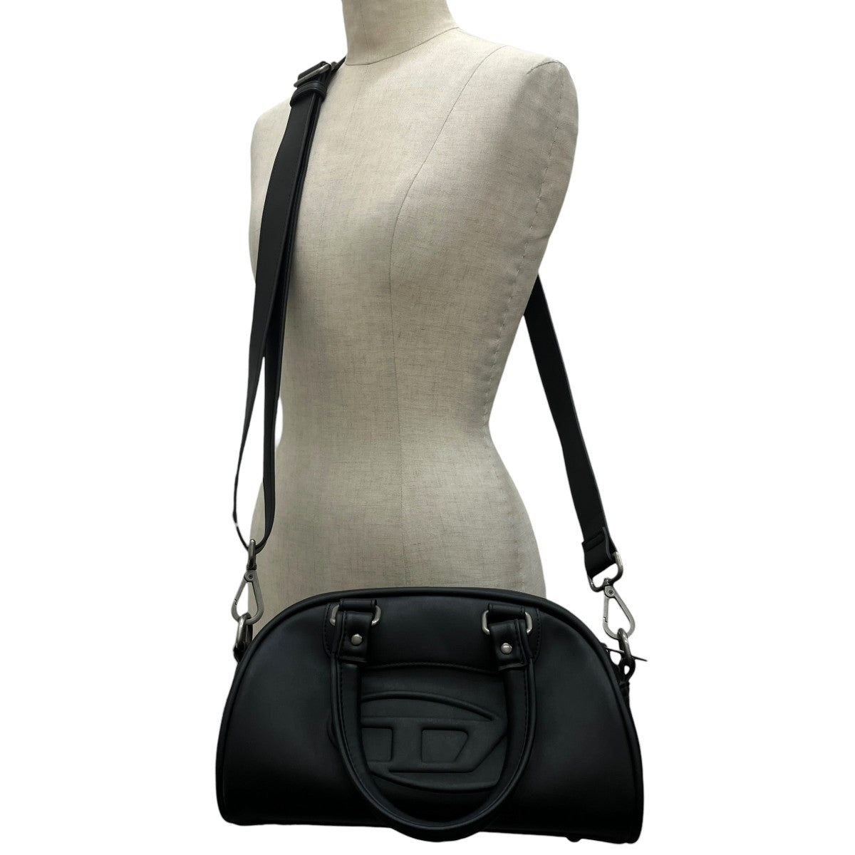 DIESEL(ディーゼル) MERI S Dロゴエンボス2WAYバッグX08403 X08403