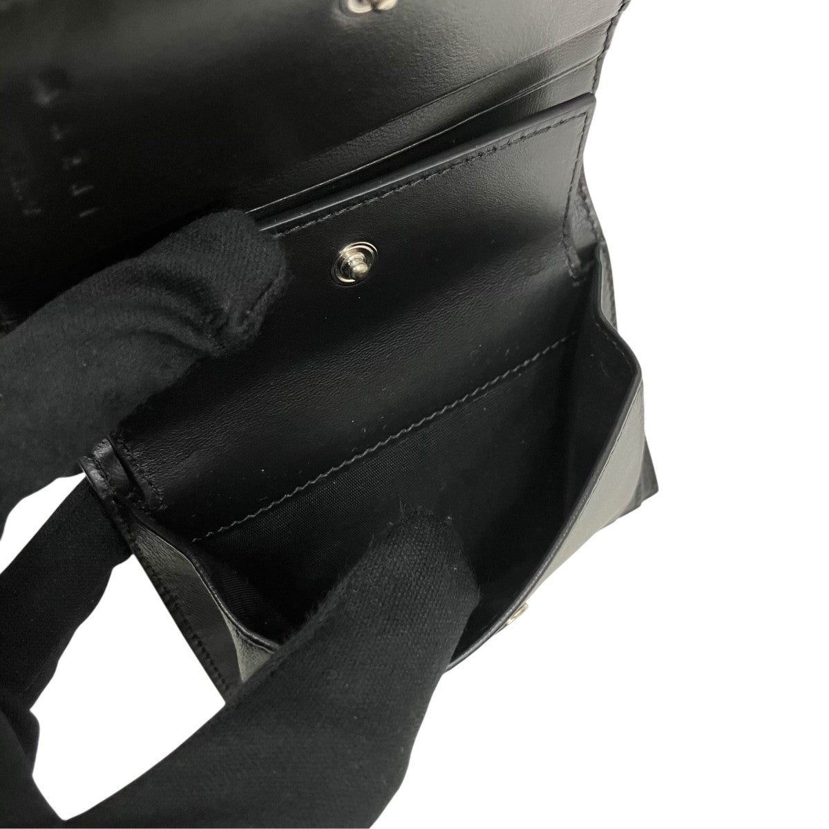 26AW MENDING EMBROIDERY BIFOLD WALLET PFMI0098U0