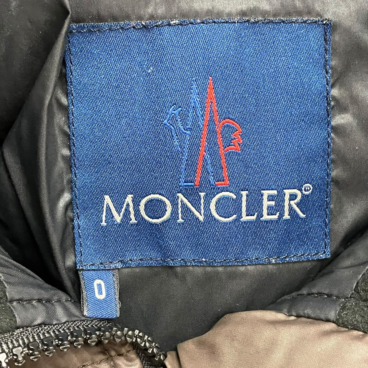 MONCLER(モンクレール) PARIS 青タグダウンジャケット