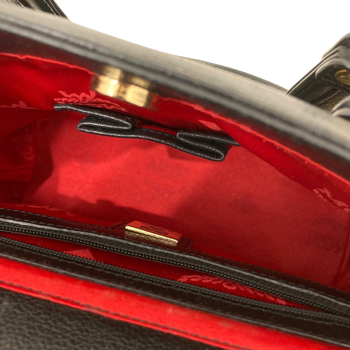 【良品】MCM ハンドバック　ブラック　中古品 楽天市場】MCM エムシーエム ロゴグラム ハンドバッグ ミニ