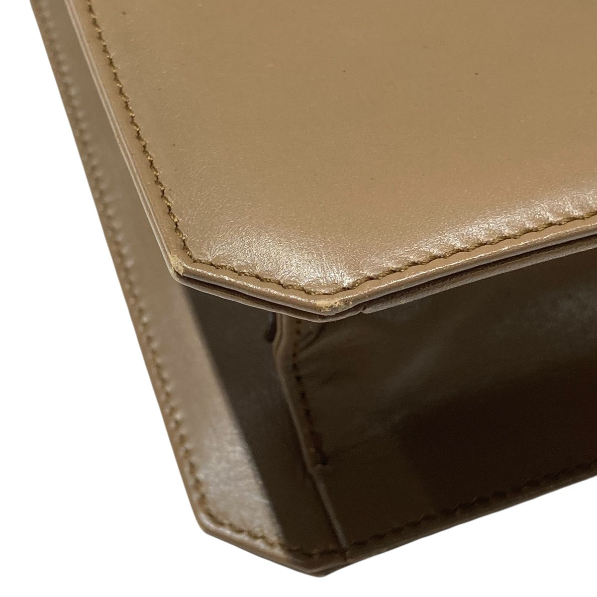 ⭐️Salvatore Ferragamo ブラウンショルダーバッグ⭐️ FERRAGAMO ブラウンレザーハグトップハンドルバッグ (FERRAGAMO