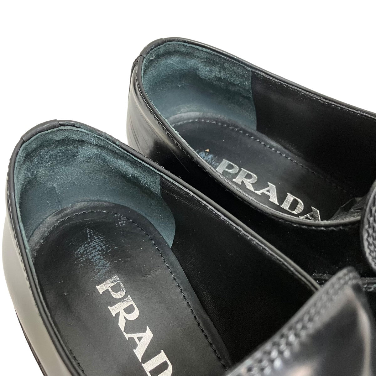 PRADA(プラダ) ロゴプレート付 チョコレート ブラッシュドレザーローファー1D246M 1D246M ブラック サイズ 36 1/2｜【公式】カインドオルオンライン  ブランド古着・中古通販【kindal】