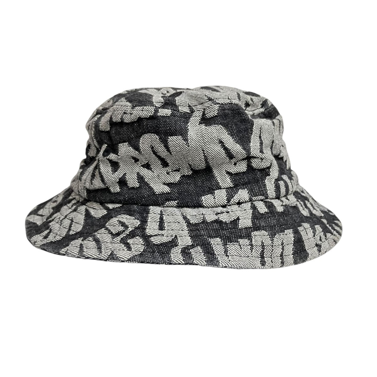 Supreme 古着・中古 シュプリームの22SS Fat Tip Jacquard Denim Hat バケットハットです。