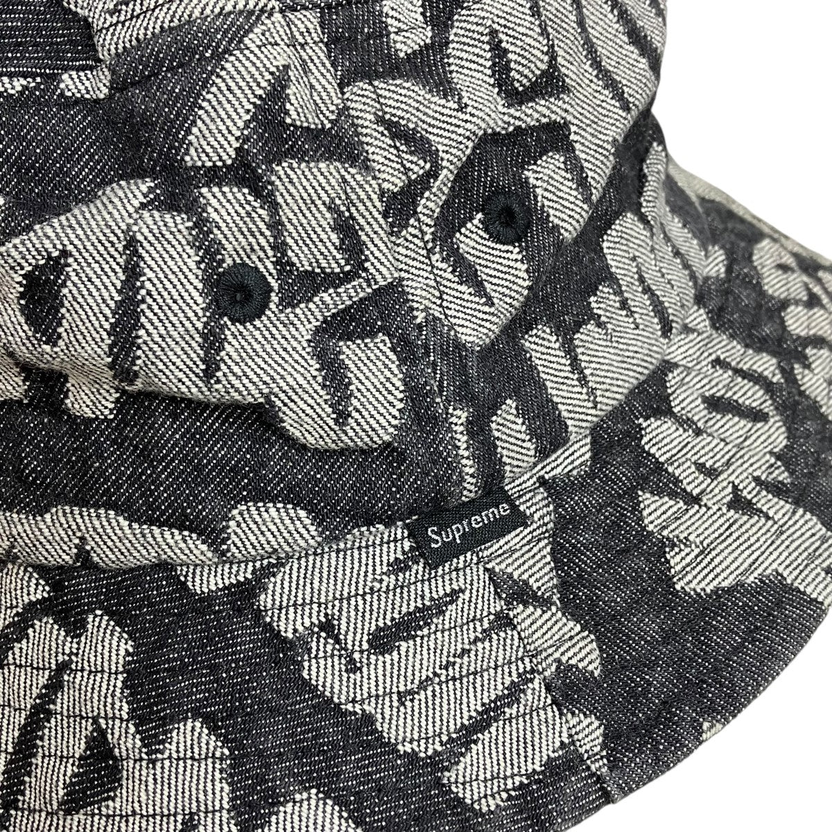 Supreme 古着・中古 シュプリームの22SS Fat Tip Jacquard Denim Hat バケットハットです。