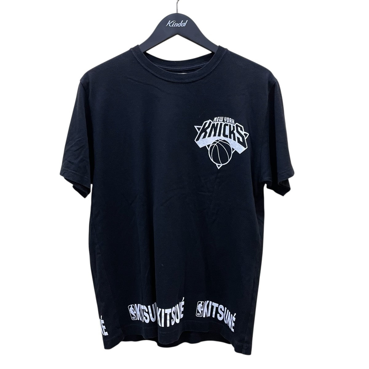 キツネ×エヌビーエー ニューヨーク ニックス KITSUNE×NBA NEWYORK KNICKS 半袖Tシャツ SPNBM706 ブラック サイズ： KITSUNE×NBA NEWYORK KNICKS 半袖TシャツSPNBM706 SPNBM706