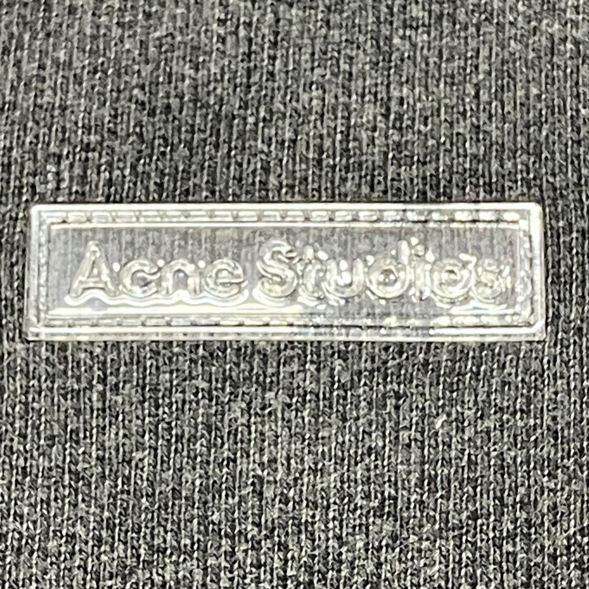 ACNE STUDIOS(アクネストゥディオズ) 24AWロゴワッペンセーターFN-UX-SWEA000017