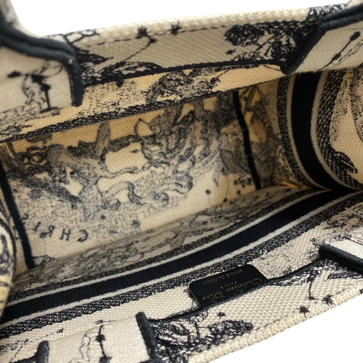 Christian Dior(クリスチャンディオール) ブックトート スモール