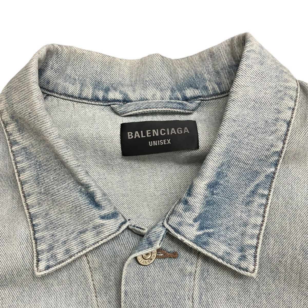 【BALENCIAGA】サイズステッカー付きブラックデニムジャケット サイズのステッカー付きバレンシアガブラックデニムジャケット